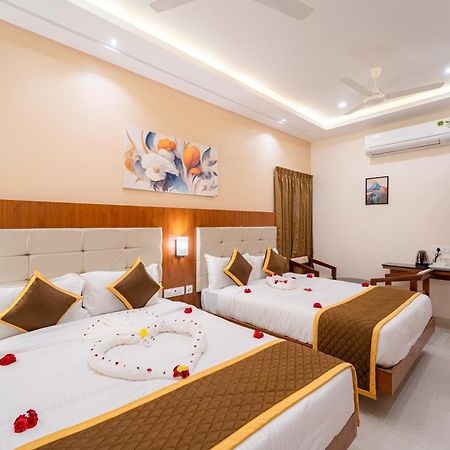 Welcome Grand Residency Пондичерри Экстерьер фото