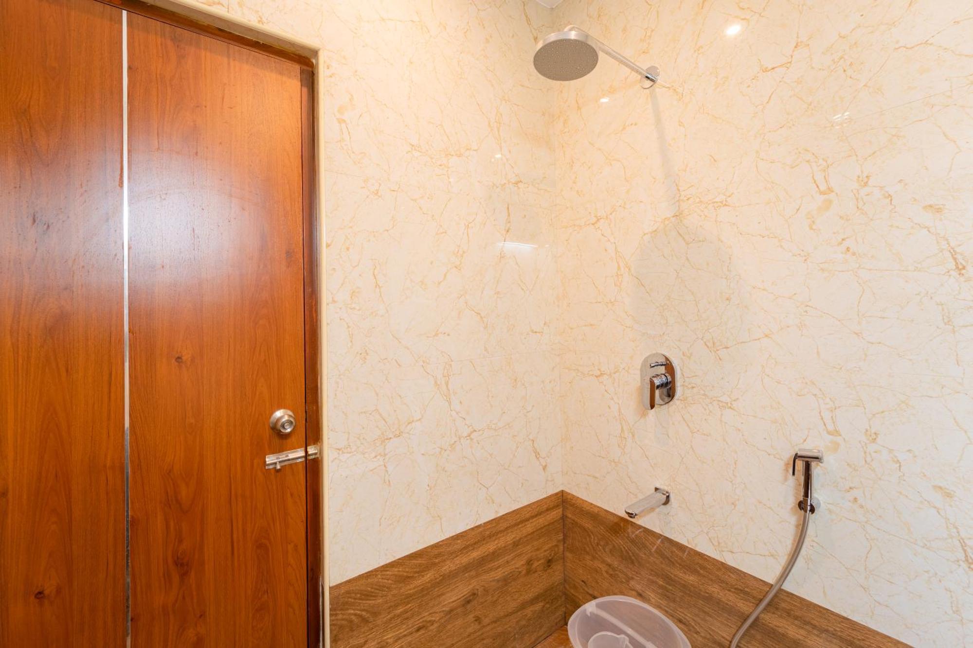 Welcome Grand Residency Пондичерри Экстерьер фото
